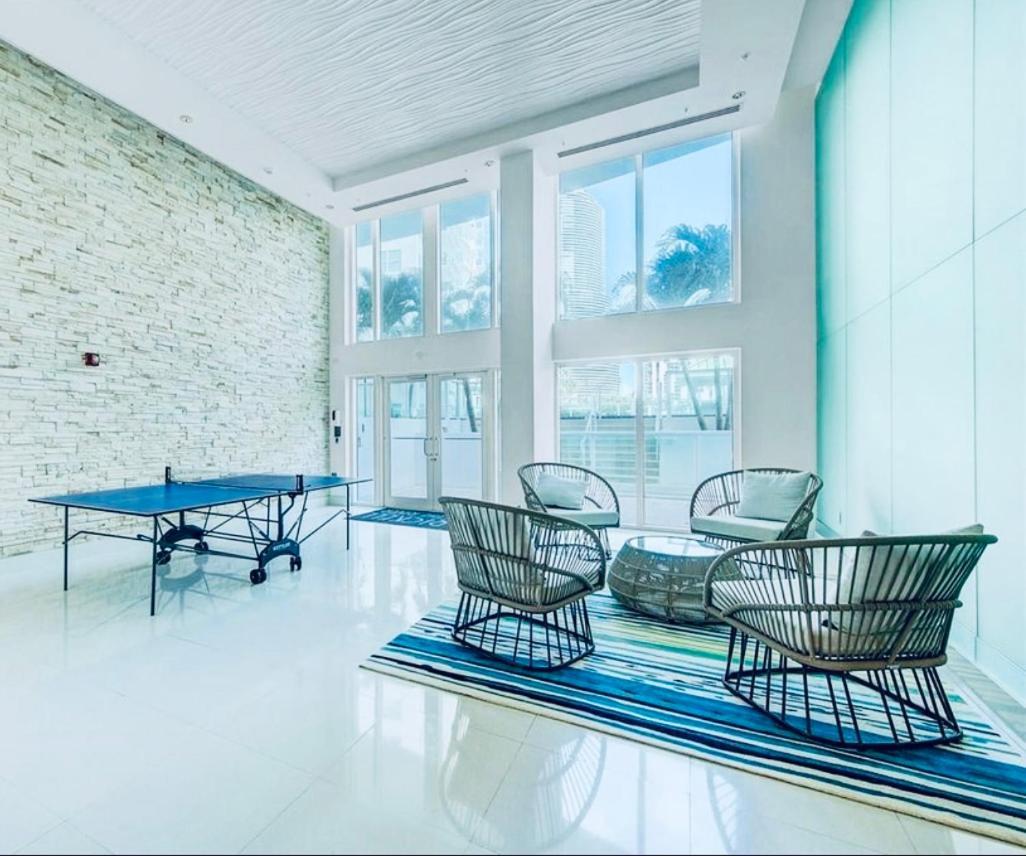 2 Story Loft Downtown Miami Daire Dış mekan fotoğraf