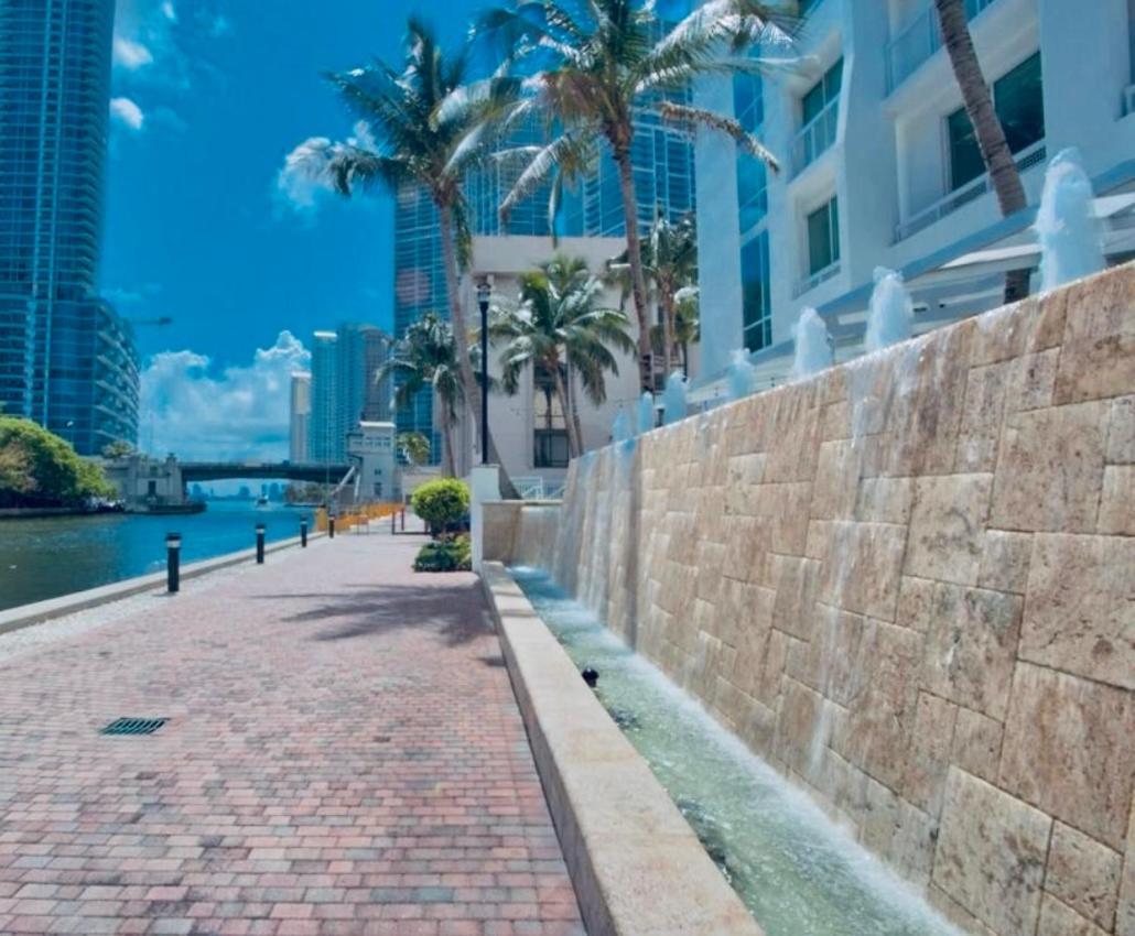 2 Story Loft Downtown Miami Daire Dış mekan fotoğraf
