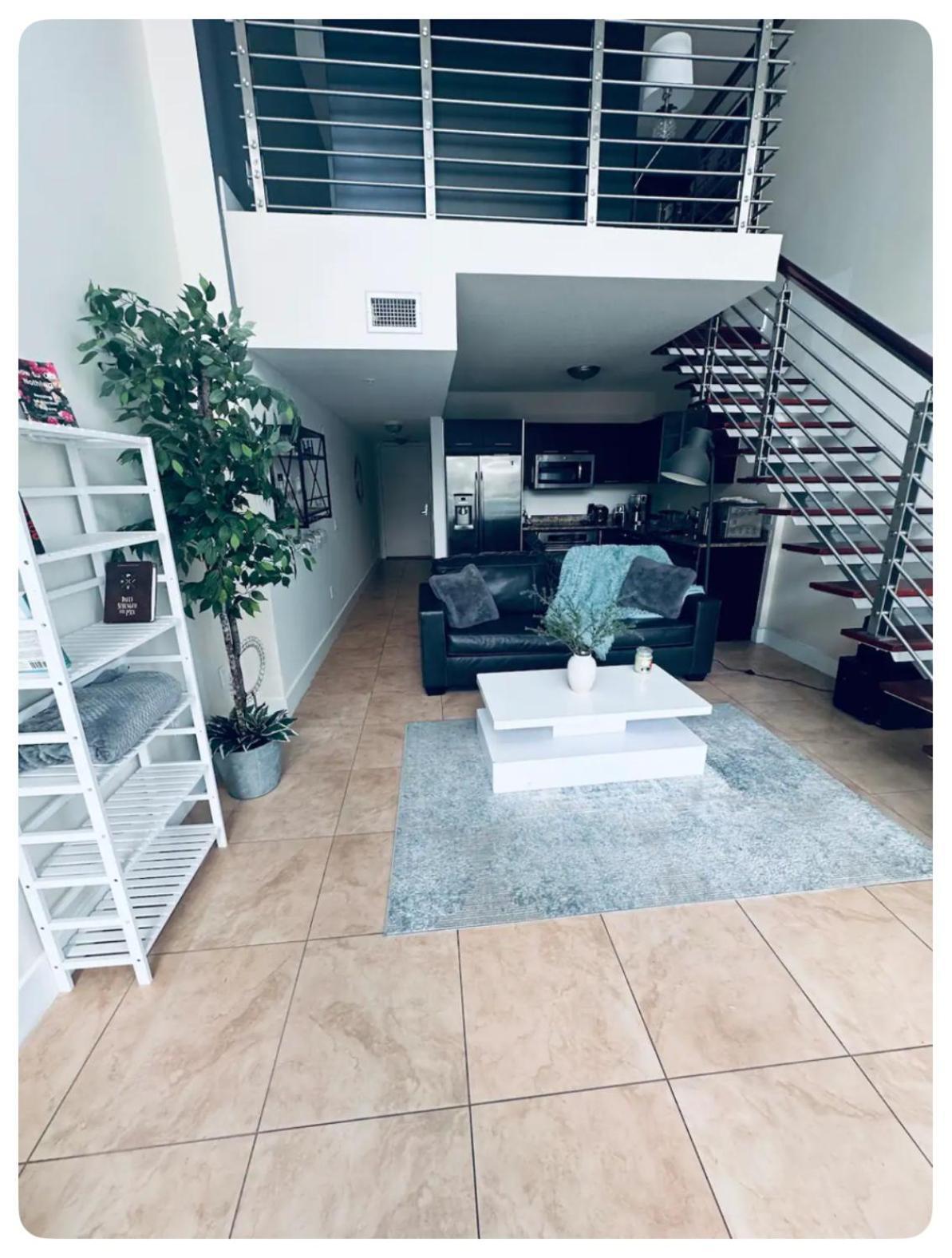 2 Story Loft Downtown Miami Daire Dış mekan fotoğraf