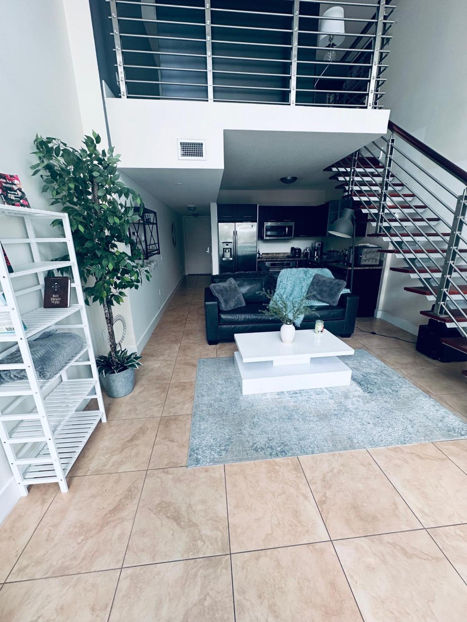 2 Story Loft Downtown Miami Daire Dış mekan fotoğraf
